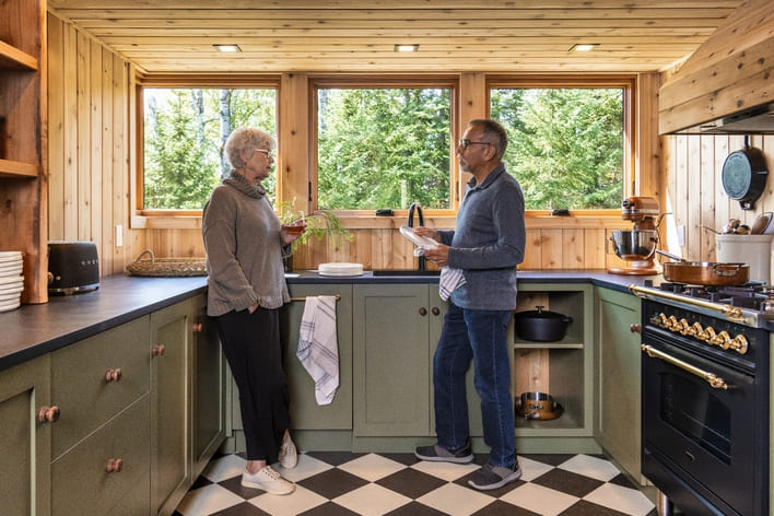 Faux Martha featuring Ultimate Awning window with Models.