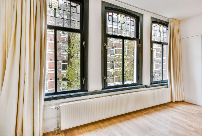 Historic Home windows 2